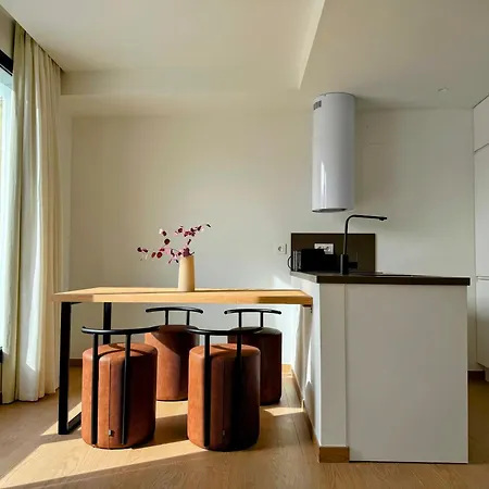 Redes Royale By Misterhost Apartamento Sevilla