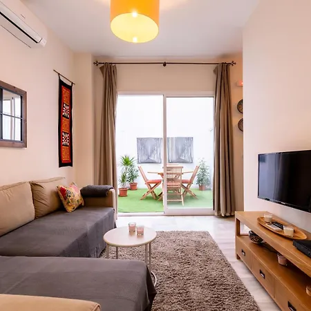Apartment Don Fadrique Parlamento By Thegoodtourist