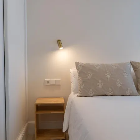 Betis Suites-la Campana Apartment