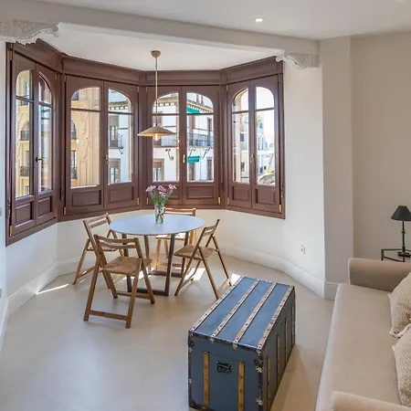 Betis Suites-la Campana *