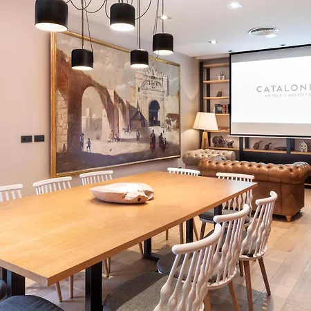 Hotel Catalonia Giralda