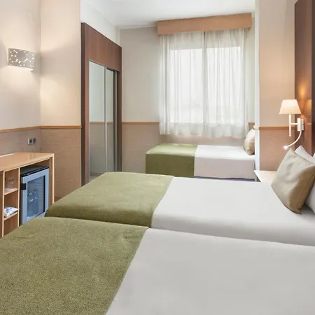 Hotel Catalonia Giralda