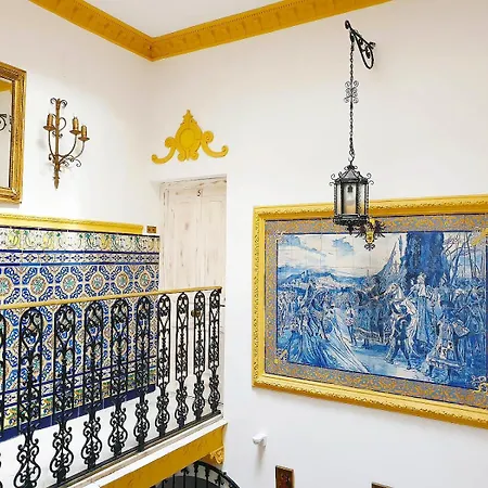 Homestay Palace-house Hercules Seville