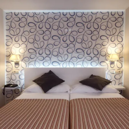 Colectia Hotel Santa Lucia 3* Sevilla