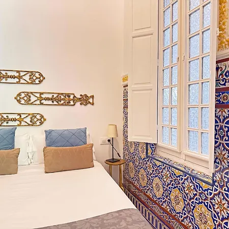 Palace-house Hercules Homestay