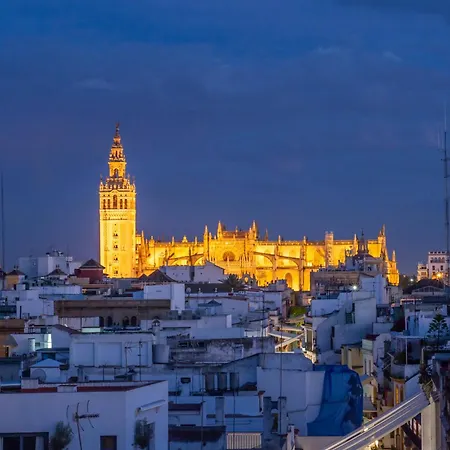 Betis Suites-la Campana Apartment