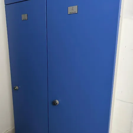 The Spot בית הארחה 2*