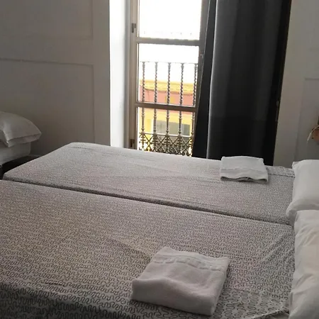 Urban Guest house 2*
