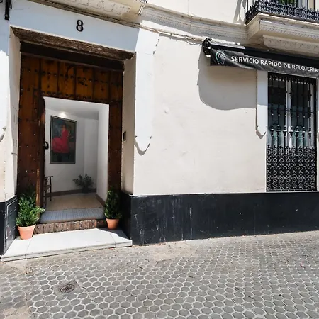 Premium Aft Magdalena * Sevilla