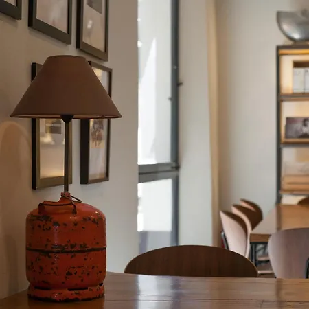 The Corner House 3* Sevilla