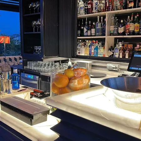 The Corner House 3*