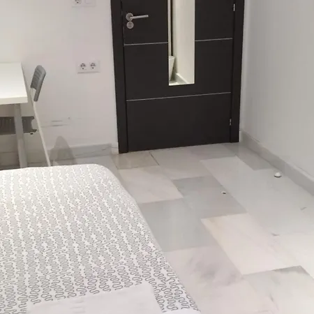 Penzion Hostel Central Sevilla 2*