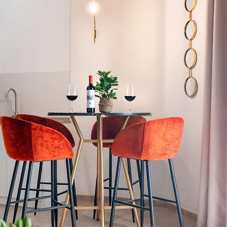 Murillo Boutique X Alohamundi Sevilla