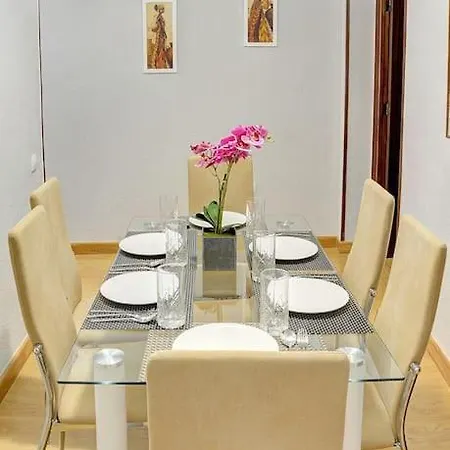 Familiar Pureza Apartment