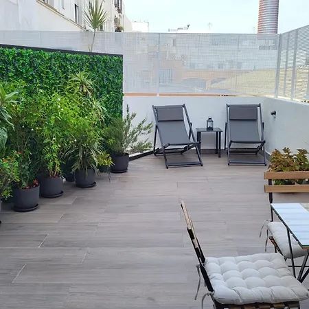 New! Cozy For Couples With Private Patio Apartment