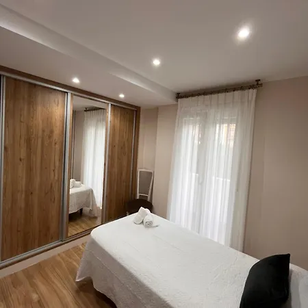 Homestay Orilla De Triana Seville