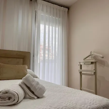 Orilla De Triana Homestay