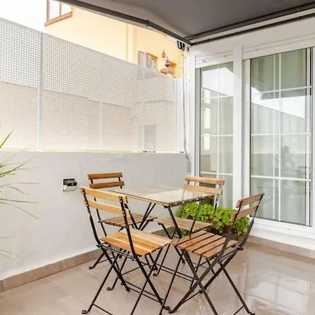 Apartment New! Cozy For Couples With Private Patio