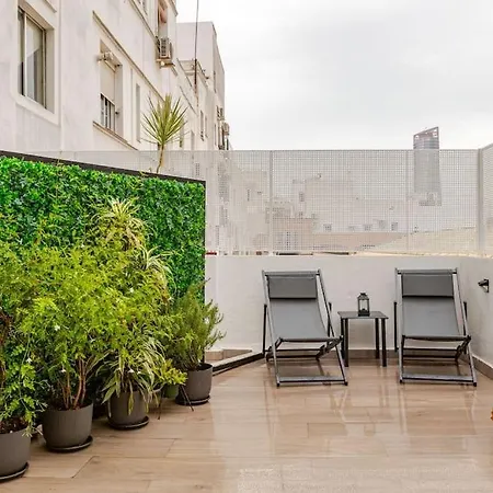 New! Cozy For Couples With Private Patio Apartment *