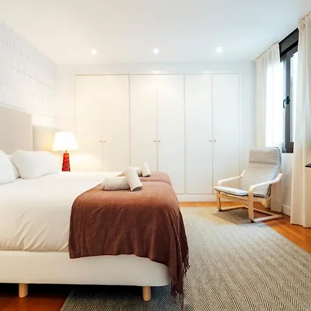 Minty 3bd - Triana Apartment *