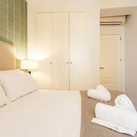 Minty 3bd - Triana Apartment