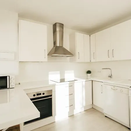 Minty 3bd - Triana Apartment