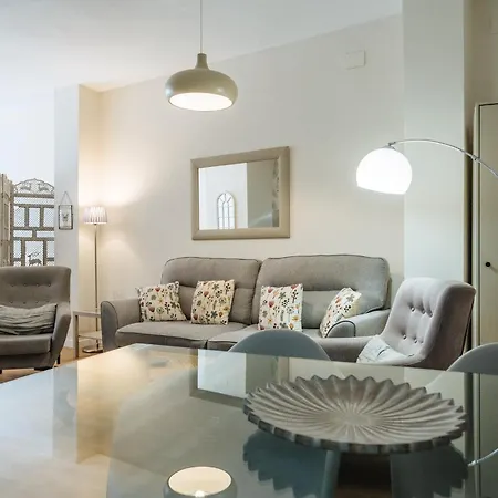 Apartamento Sierpes 54, By Homing U Sevilha