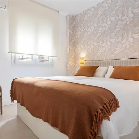 Magno Monte Carmelo Apartment Seville