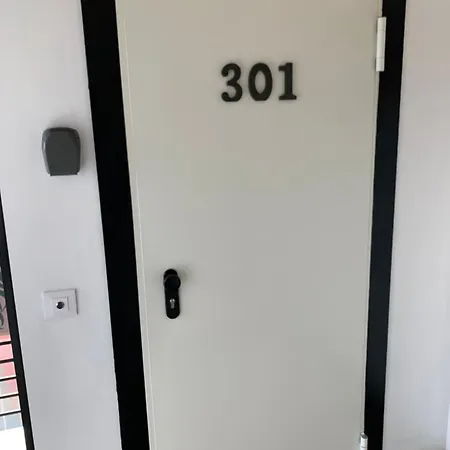 Aparthotel Urban House Siurot 33 Seville