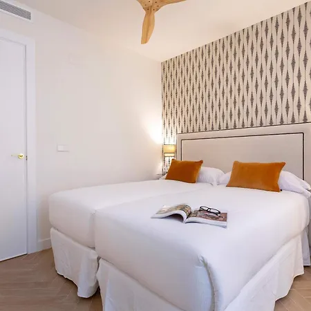 Genteel Plaza De Santa Cruz Apartamento *