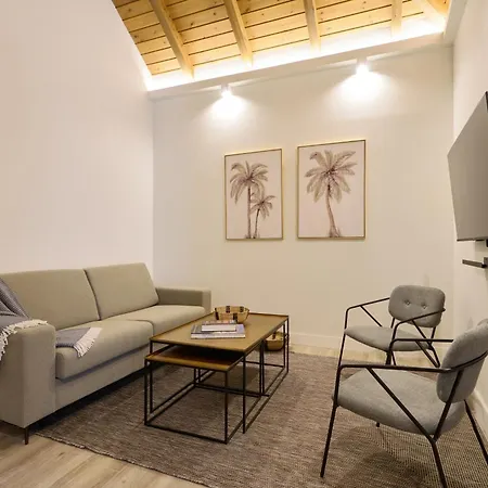 Aparthotel Casa Pizarro, By Homing U