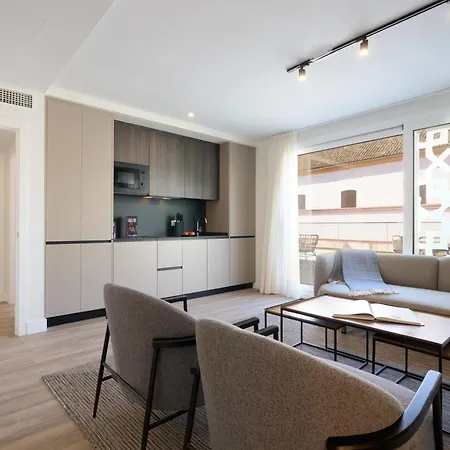 Casa Pizarro, By Homing U Aparthotel