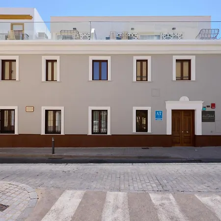 Casa Pizarro, By Homing U *