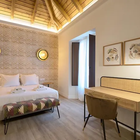 Aparthotel Casa Pizarro, By Homing U