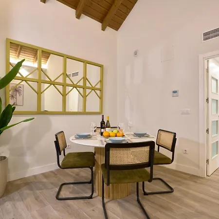 Casa Pizarro, By Homing U