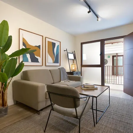 Casa Pizarro, By Homing U Aparthotel