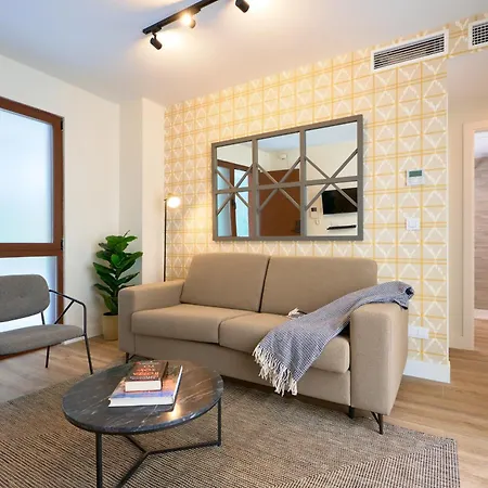 Aparthotel Casa Pizarro, By Homing U