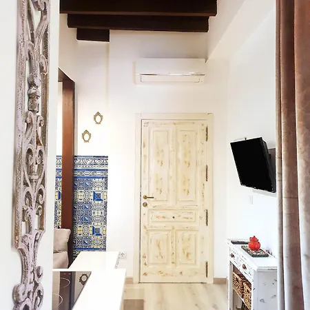 Palace-house Hercules Homestay