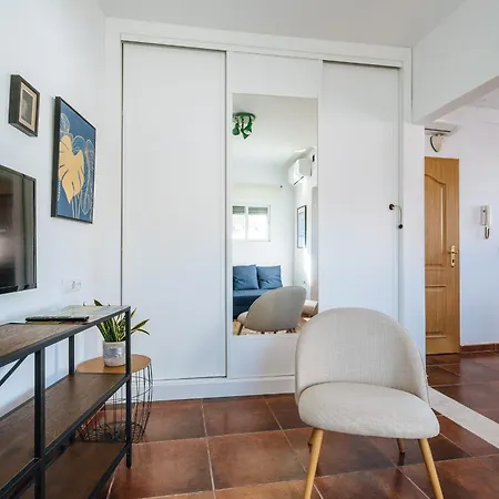 Homeyseville-lovely Duplex At Santa Cruz 10 Pax, Parking Optional Appartamento