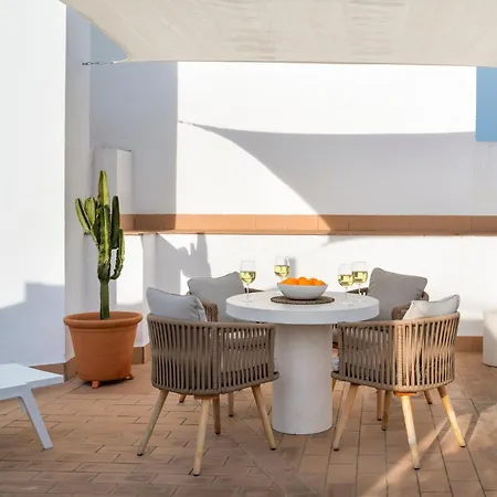 Magno Almansa Apartamento Sevilla