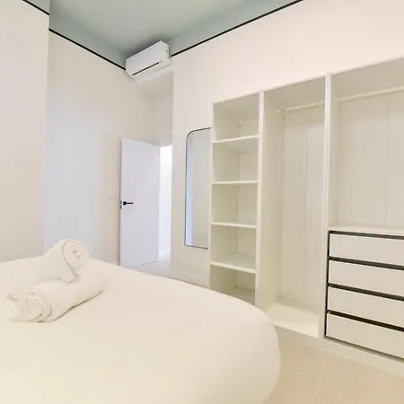 Apartment Riverside Suits *