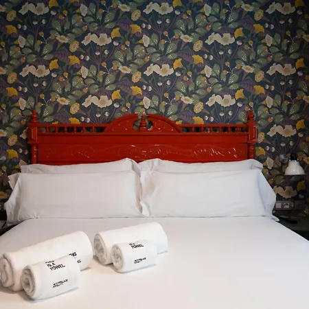 Petit Palace Puerta De Triana Hotel Siviglia
