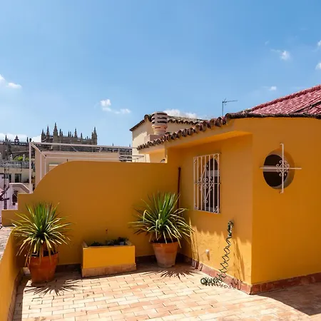 Апартаменты Cathedral Penthouse- Big Private Terrace- Parking *