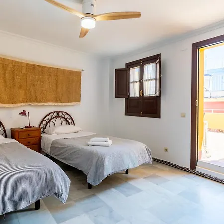 Cathedral Penthouse- Big Private Terrace- Parking