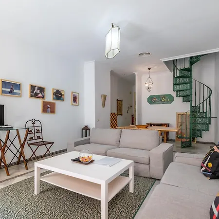 Cathedral Penthouse- Big Private Terrace- Parking Апартаменты Севилья