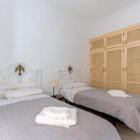 Cathedral Penthouse- Big Private Terrace- Parking *
