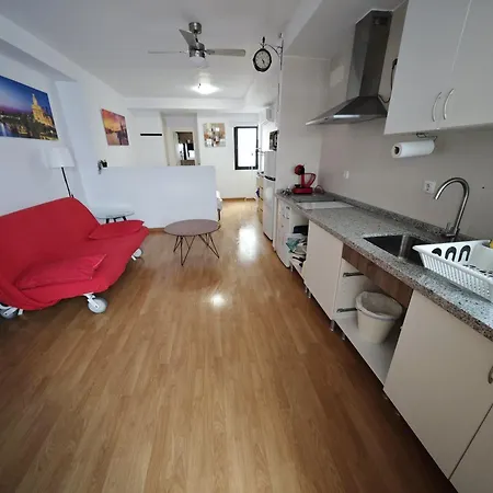 Castilla Del Patrocinio, Coqueto De 1dormitorio Севилья