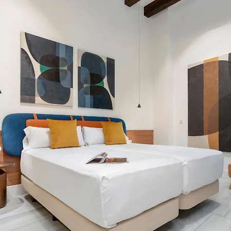 Genteel San Vicente