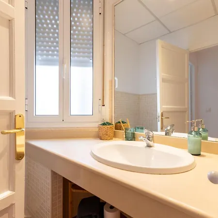 Apartamento 2 Bedroom Virgen De Begona *