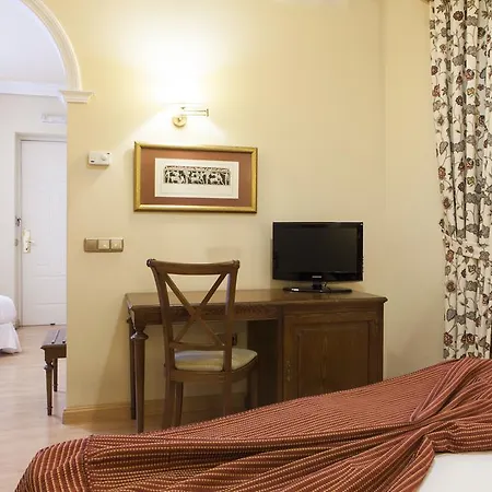 Hotel Cervantes 4*